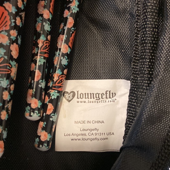 NEW Loungefly Disney Ariel Makeup Brushes Travel - Picture 4 of 4